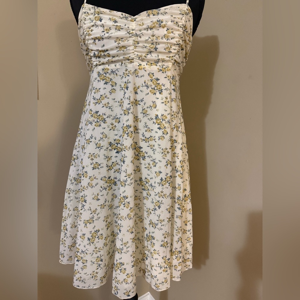 White Midi Sundress with Yellow Floral Print and Ruched Bodice
